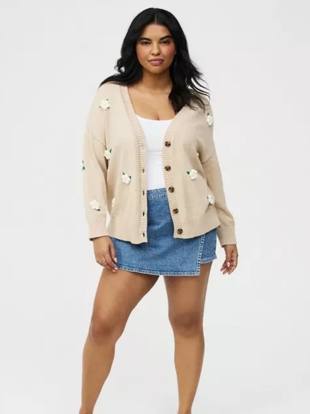 Torrid Beige Floral Appliqué Boxy Cardigan Sweater Size 2X 100% Cotton - Picture 2 of 10